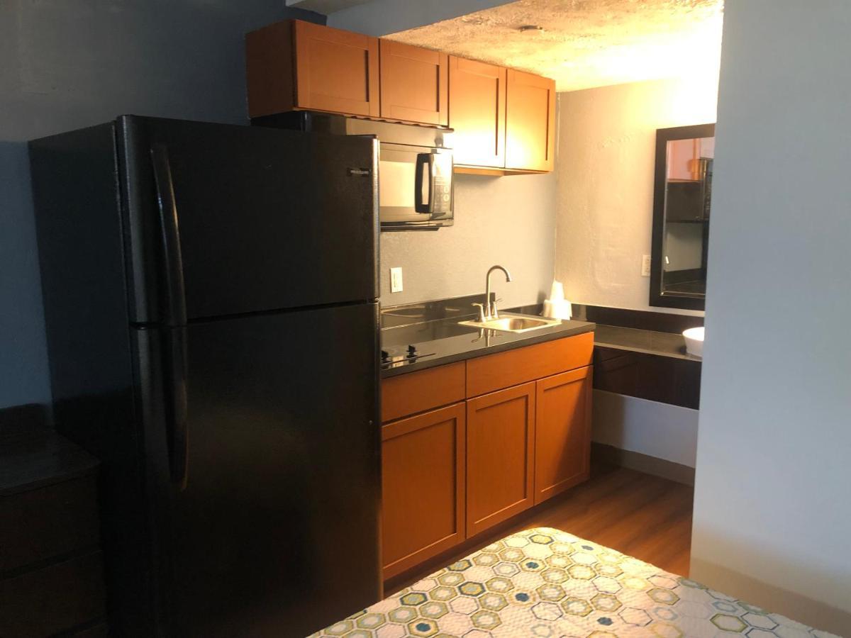 Days Inn By Wyndham Indianapolis South Екстер'єр фото