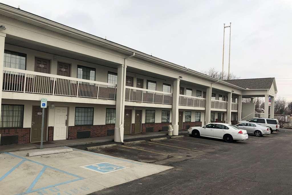 Days Inn By Wyndham Indianapolis South Екстер'єр фото